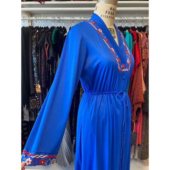 vintage 1970s blue nylon embroidered robe, midi length, 70s loungewear, jcpenney - Picture 3 of 9